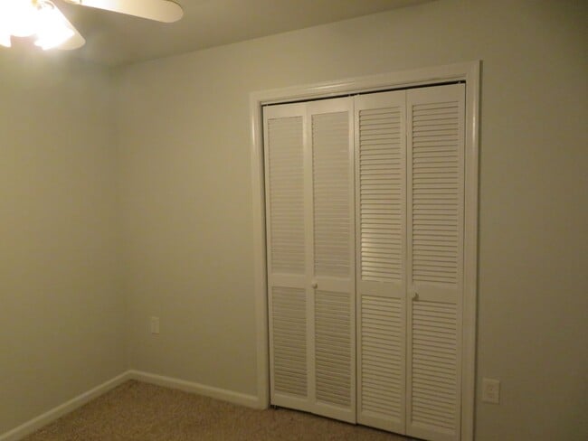 Building Photo - 7300 Claiborne Rd