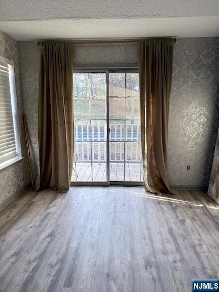 Building Photo - 1337 Paddington Rd