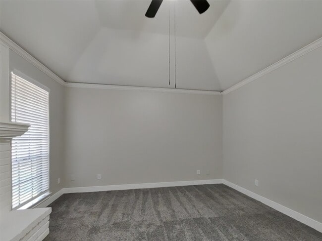 Building Photo - 7411 Las Brisas Dr