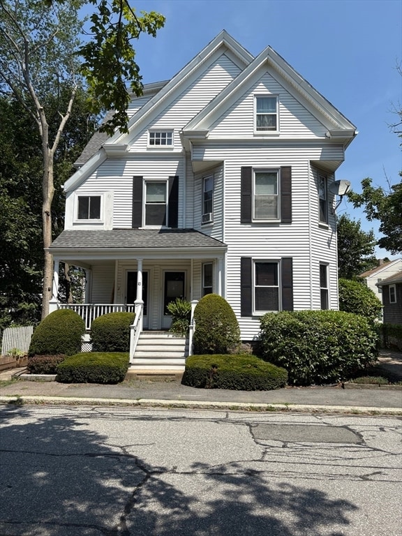 Primary Photo - 10 Central St