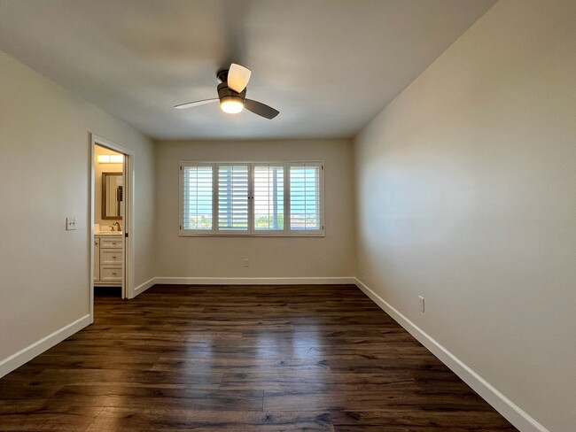 Building Photo - 28604 Friarstone Ct