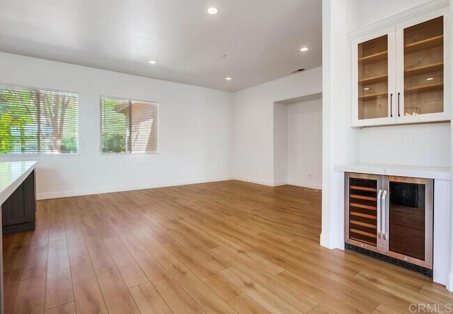 Building Photo - 774 Glenhart Pl