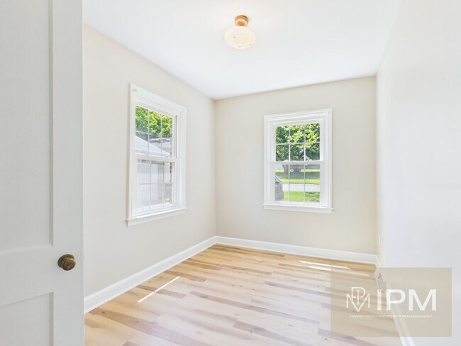 Building Photo - Country Comfort, Modern Living | 3 Bedroom, 1 Bath, Eastern York School District