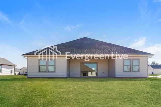 Building Photo - 101 Ashby Pond Dr