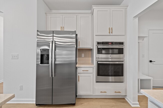 Building Photo - 1601 Malcus Ct