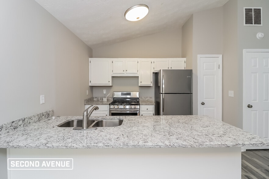 Building Photo - 2435 Winding Creek Dr