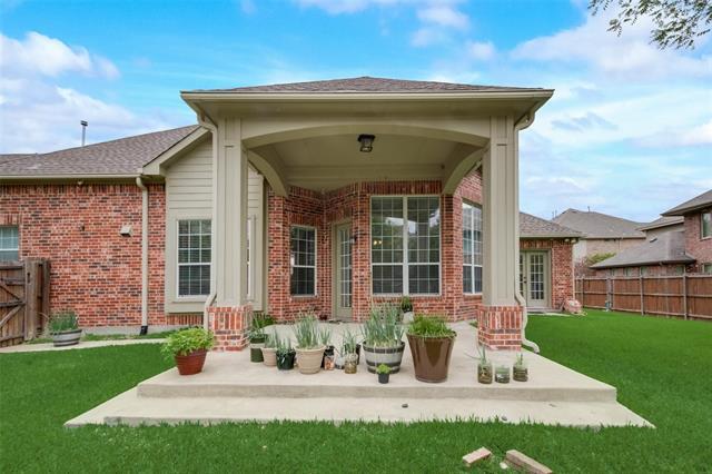 Building Photo - 906 Hebron Dr