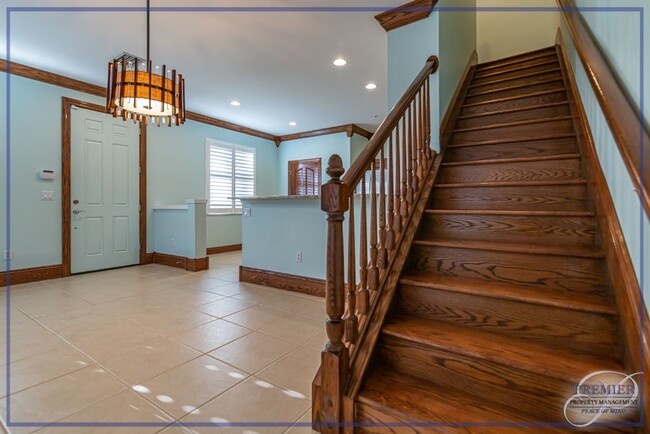 Building Photo - ***3 BEDS 2.5 BATHS***UNFURNISHED****MOVE ...