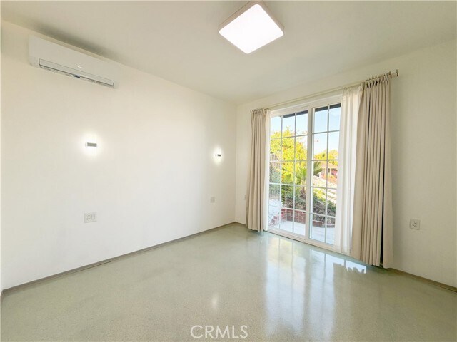 Building Photo - 1 Quiet Hills Cir