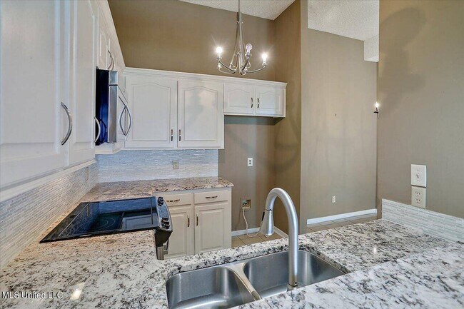 Building Photo - 607 Harbor Ridge Dr