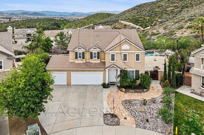 Building Photo - Stunning 5 Bed/3 Bath Home with Pool in Menifee!