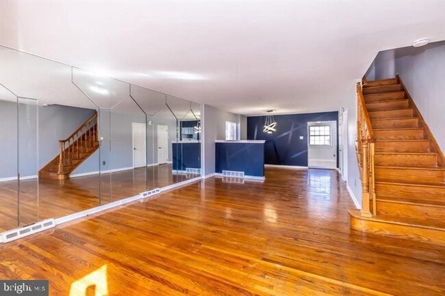 Building Photo - 209 Hansell Rd