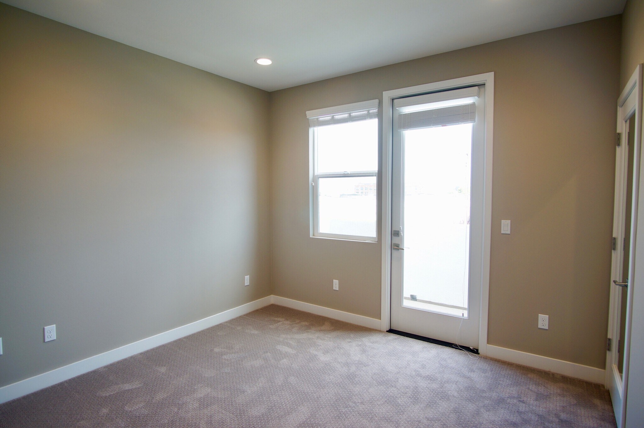 Building Photo - 1427 Wood St