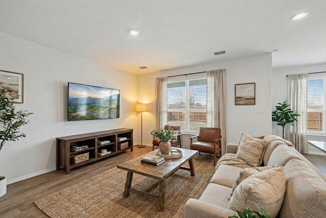 Building Photo - 8425 Wildwest Dr