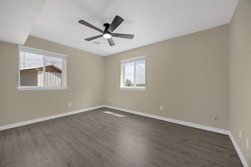 Building Photo - 407 Corona Ave