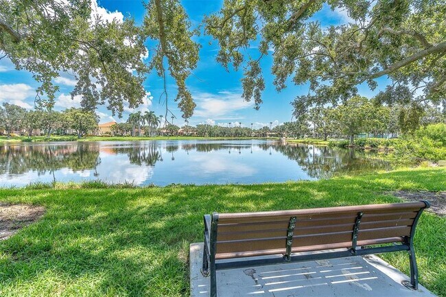 Building Photo - 4830 Osprey Dr S