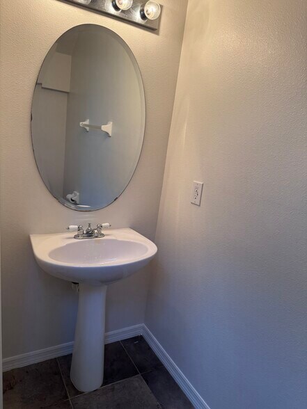 Building Photo - 30214 Goodwick Way