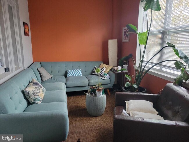 Primary Photo - 5418 Baltimore Ave