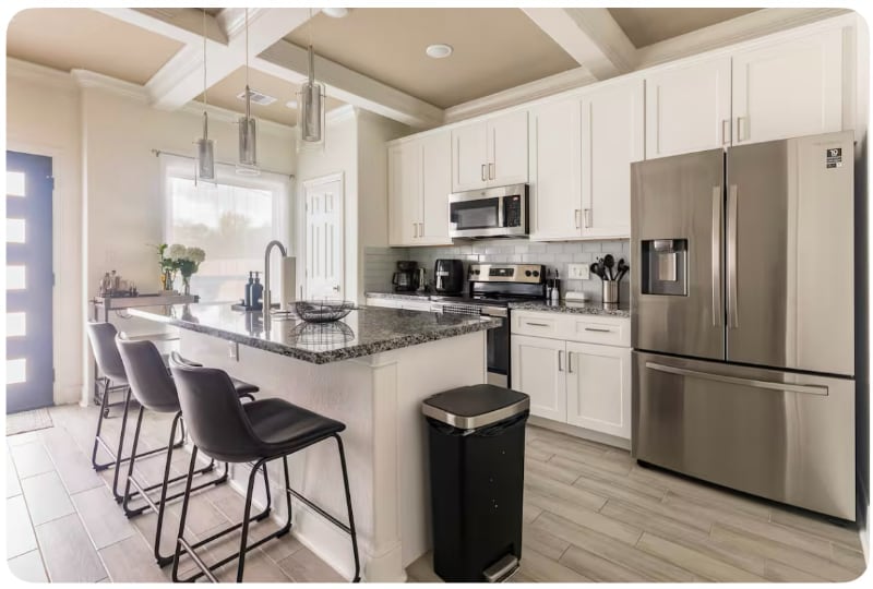 Kitchen - 4506 Aledo St