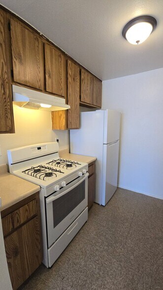 Building Photo - 5906 Challen Ave