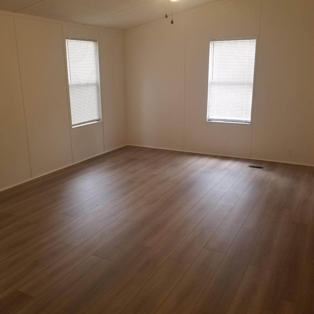 Lg Master Bath - 2320 Delmar Rd
