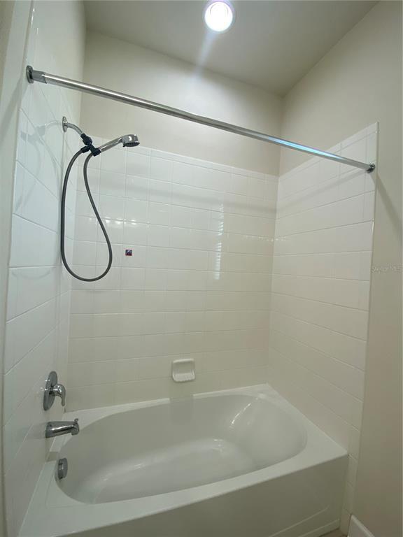 Building Photo - 33207 Whisper Pointe Dr