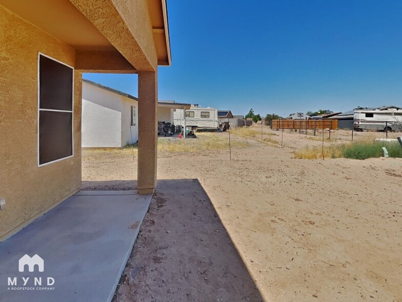 Building Photo - 9770 W Heather Dr