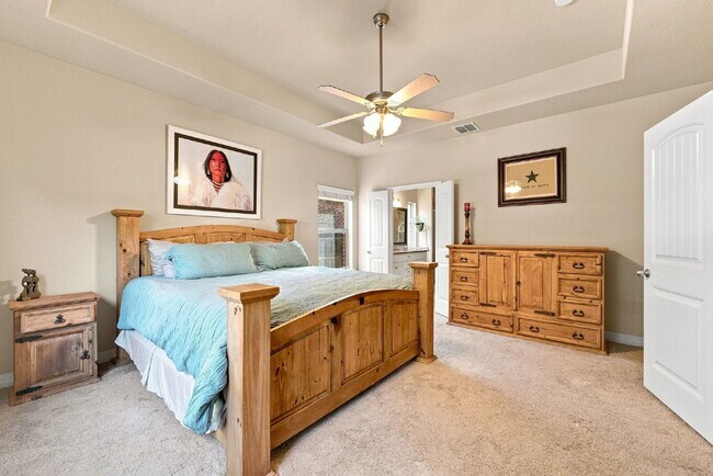 Building Photo - 8951 Highland Dawn