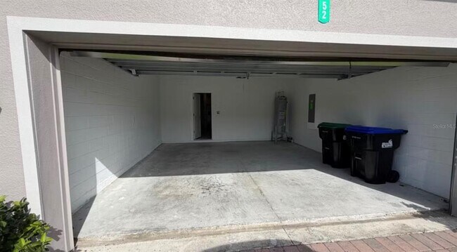 Building Photo - 2152 Sweet Honey Ln