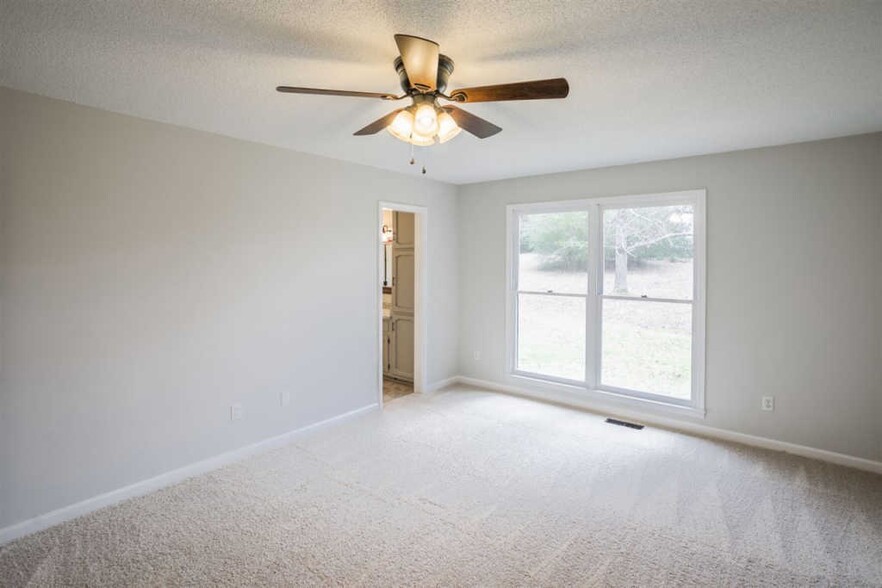 Master Bedroom - 10280 Long Meadow Rd