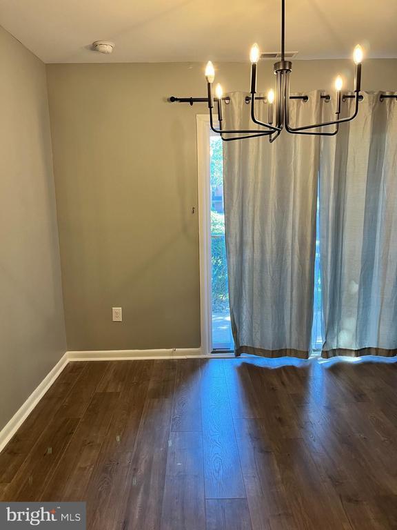 Building Photo - 306 Kelly Cove