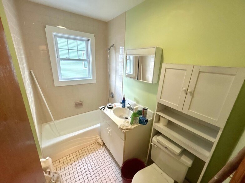 Building Photo - 79 Bailey Rd