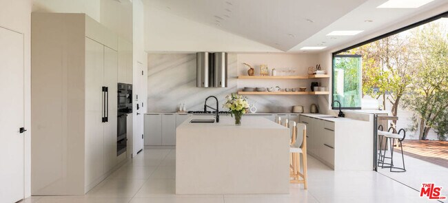 Building Photo - 3382 Scadlock Ln