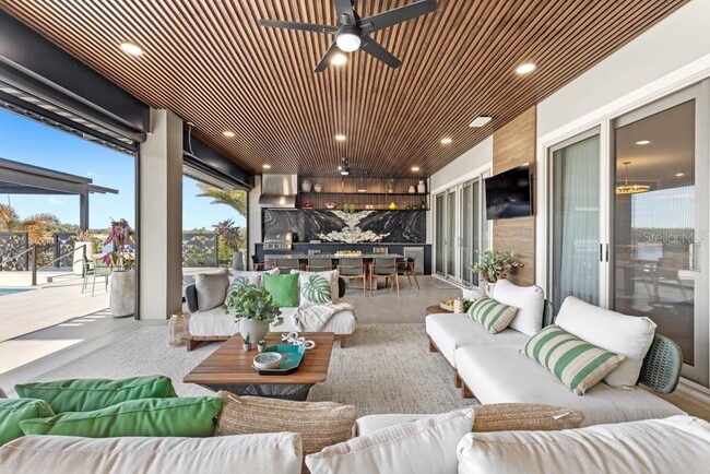 Building Photo - 15699 Panther Lake Dr