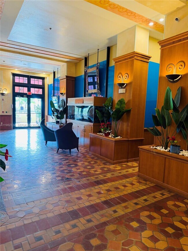 Building Photo - 1330 Ocean Dr