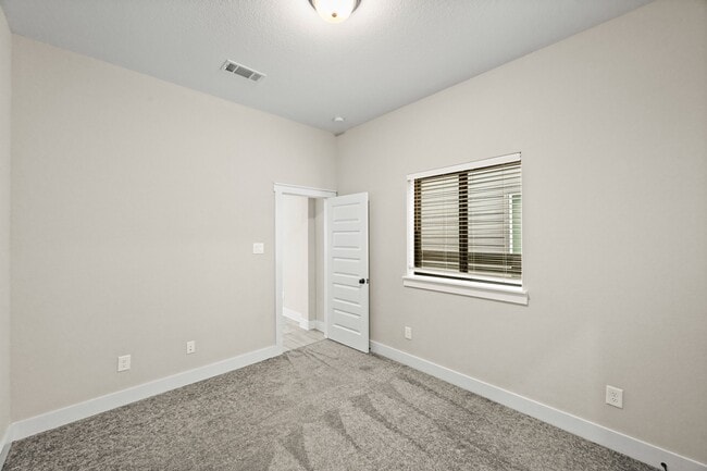 Building Photo - 15914 Dedication Dr