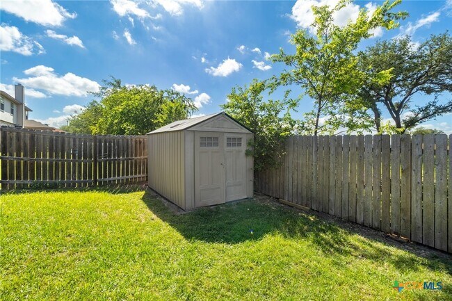 Building Photo - 5620 Birmingham Cir