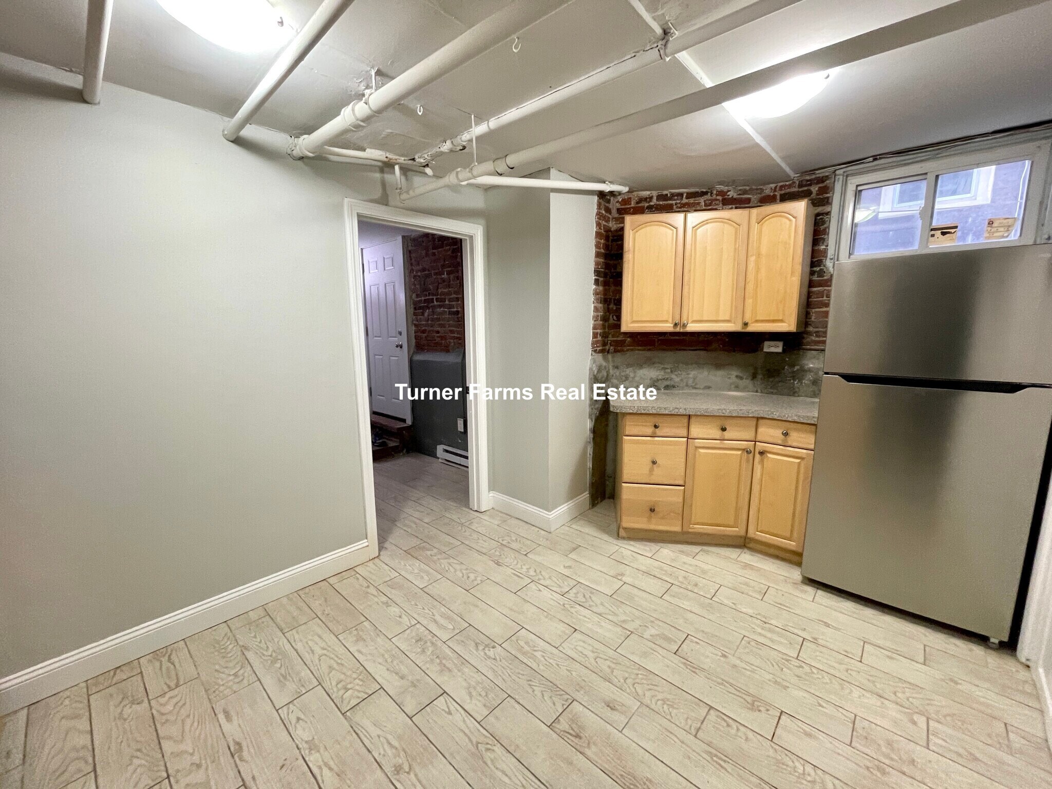 Building Photo - 38 Cherry St