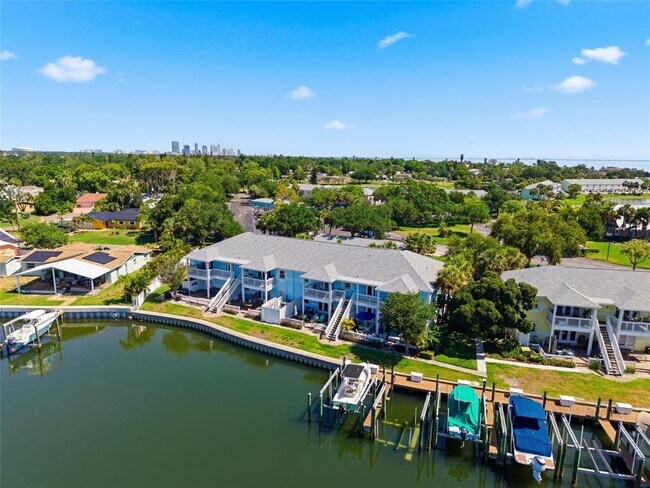 Building Photo - 4805 Cobia Dr SE