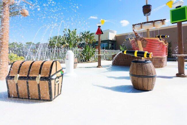 Building Photo - 466 Captiva Dr