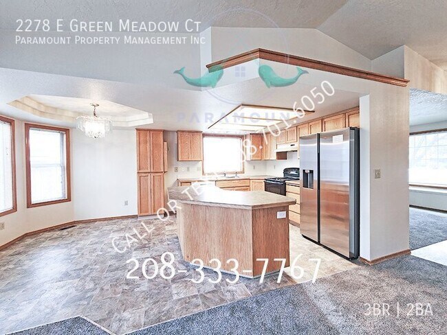 Building Photo - Waiting to welcome you home 3 bedroom Meri...