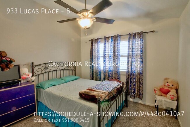 Building Photo - 933 Lucas Pl
