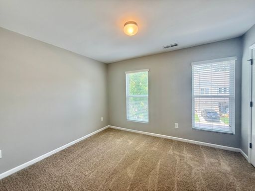 Building Photo - **OFFERING REFUNDABLE APPLICATION FEES** Fantastic 3BD, 2.5BA North Raleigh Townhome with Fenced ...