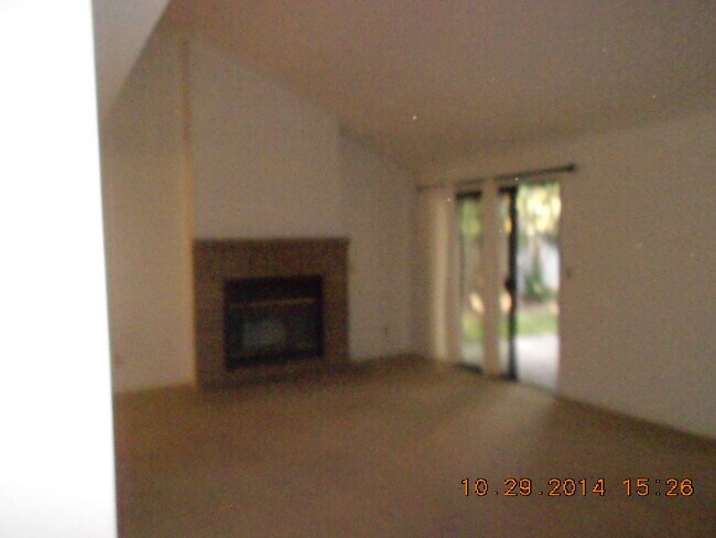 Building Photo - 1807 E Brandon Ln