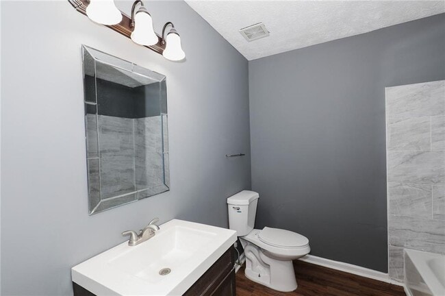 Building Photo - 2133 Hickory Bend SE
