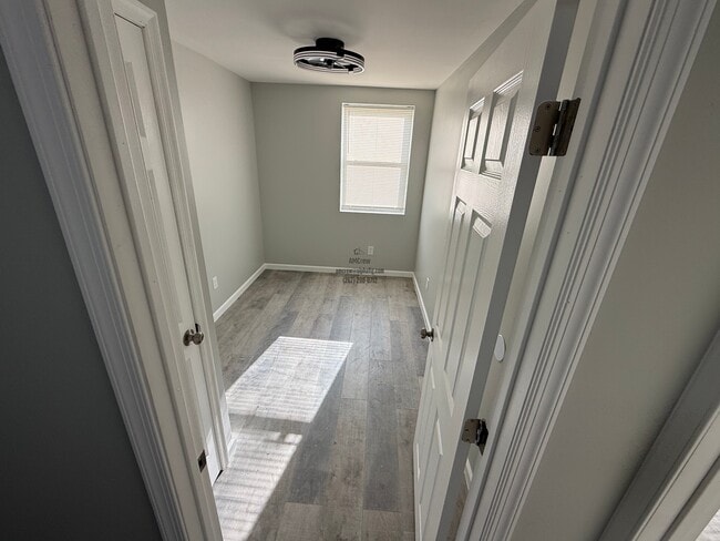 Building Photo - 1120 Passmore St