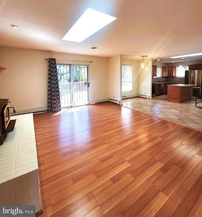 Building Photo - 5419 Sargent Rd