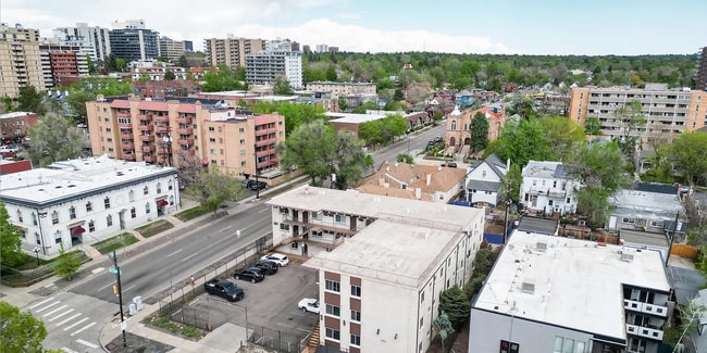 Building Photo - 590 N Logan St