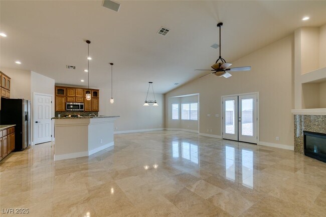 Building Photo - 2180 Dogwood Ranch Ave