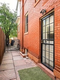 Building Photo - 840 Emerson St